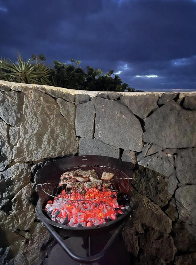Bungalow Apartamento Sol Famara Bagian luar foto