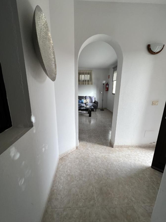 Bungalow Apartamento Sol Famara Bagian luar foto